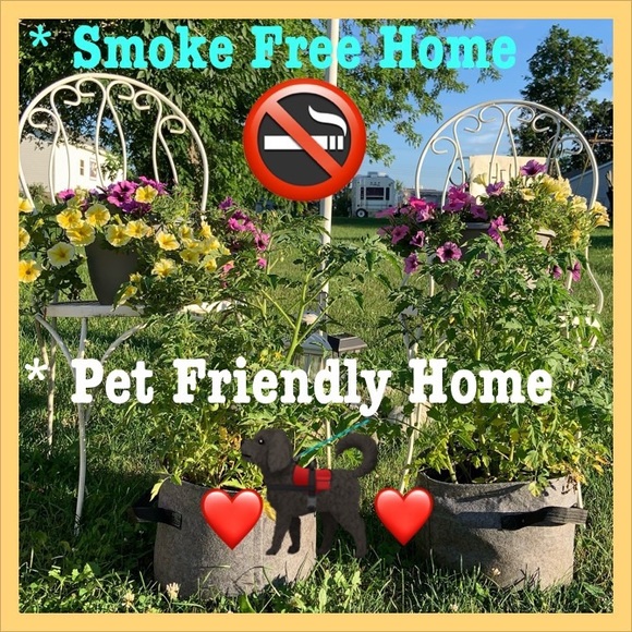 💁🏻♀️Meet your Posher, Pennie🙋🏻♀️ - Picture 2 of 2